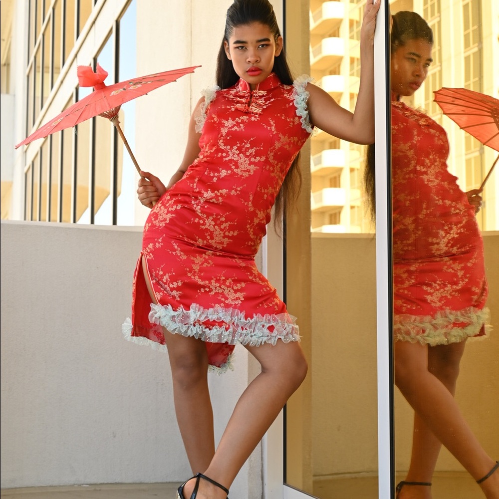 Chignon dress with ruffles